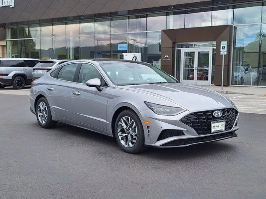 2023 Hyundai Sonata SEL Convenience photo 1