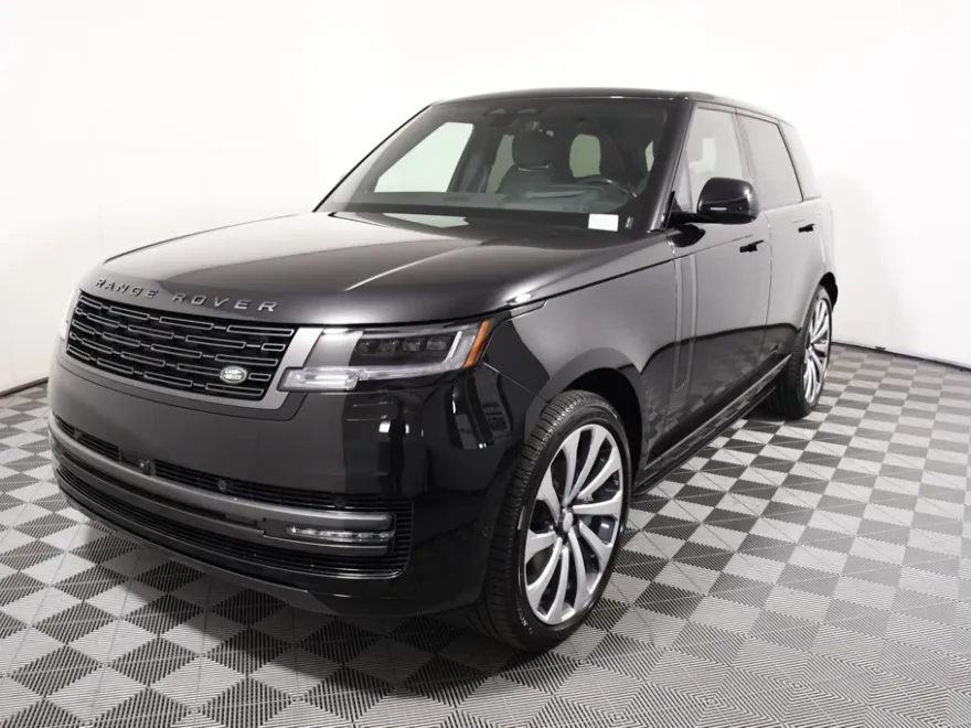 2025 Land Rover Range Rover SE photo 1