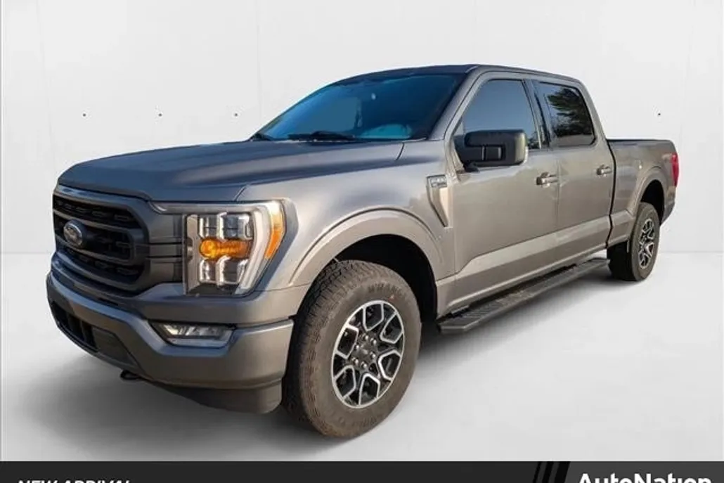 2023 Ford F-150 XLT photo 1