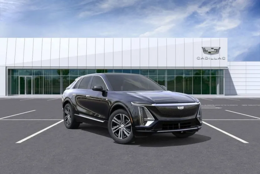 2025 Cadillac Lyriq Luxury photo 1