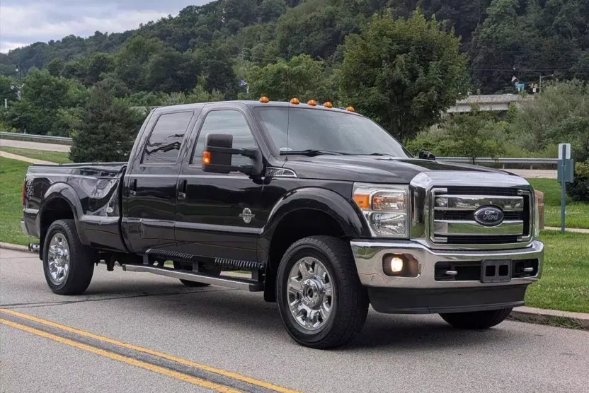 2014 Ford F-250 Lariat photo 1