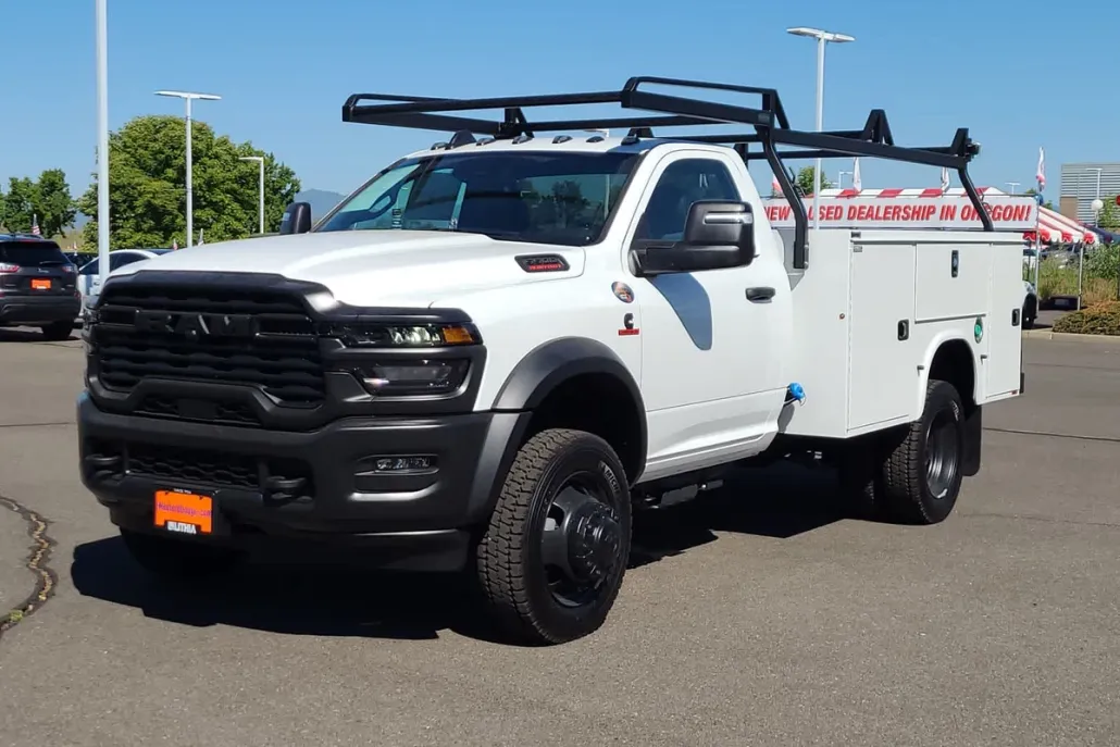 2025 Ram 5500 Tradesman photo 1