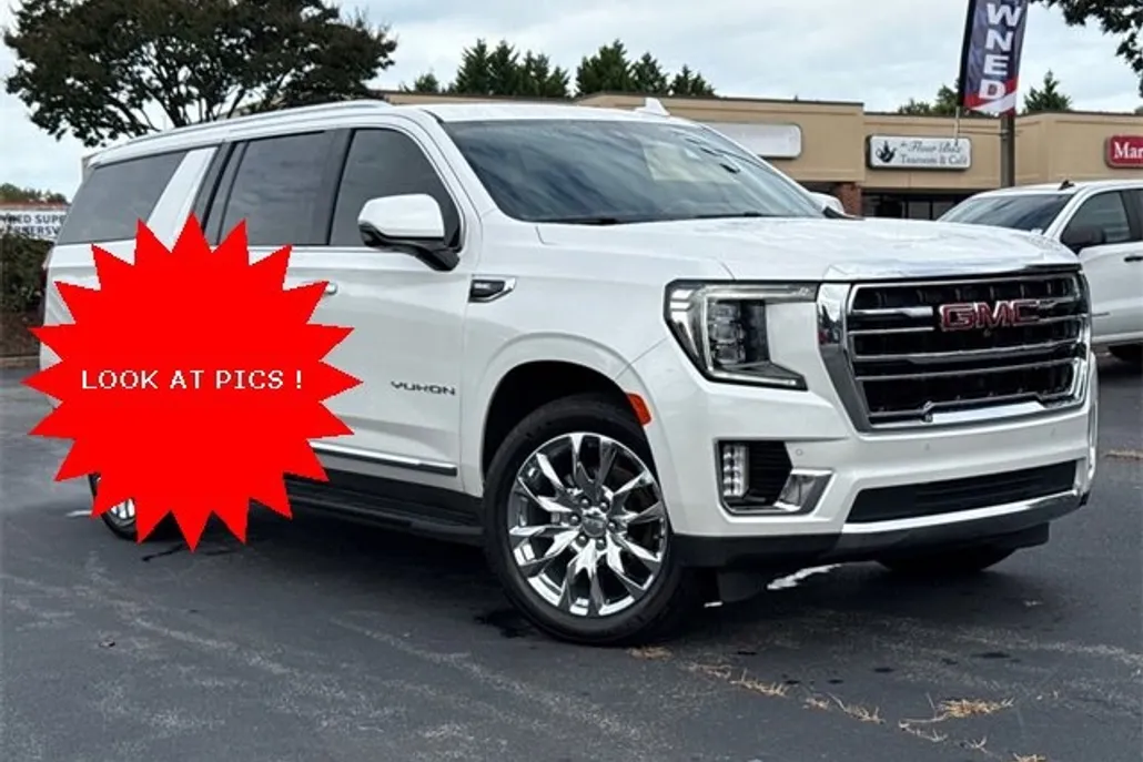2022 Gmc Yukon XL SLT photo 1