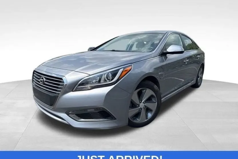 2016 Hyundai Sonata Plug-In Hybrid Base photo 1