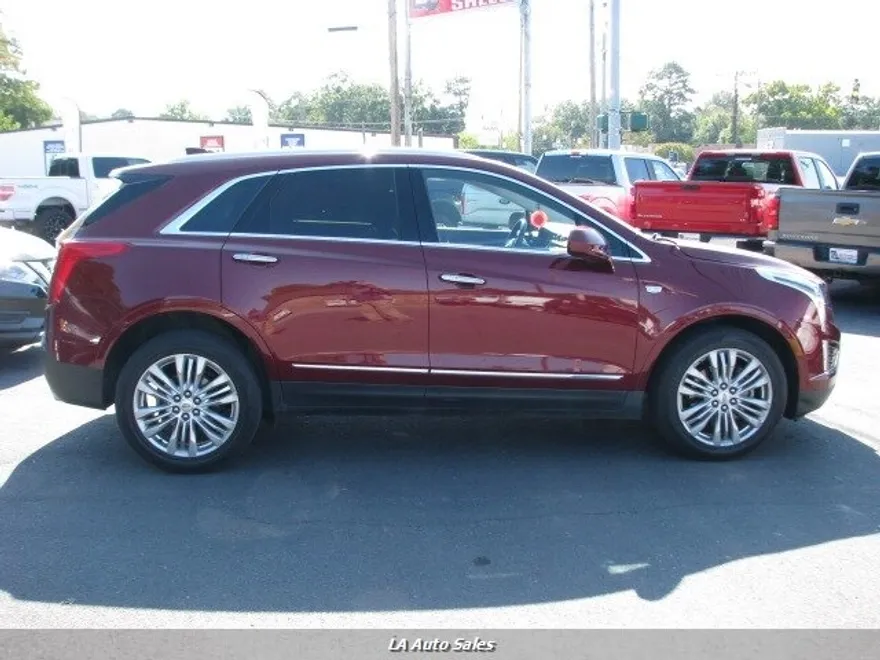 2018 Cadillac XT5 Premium Luxury photo 1