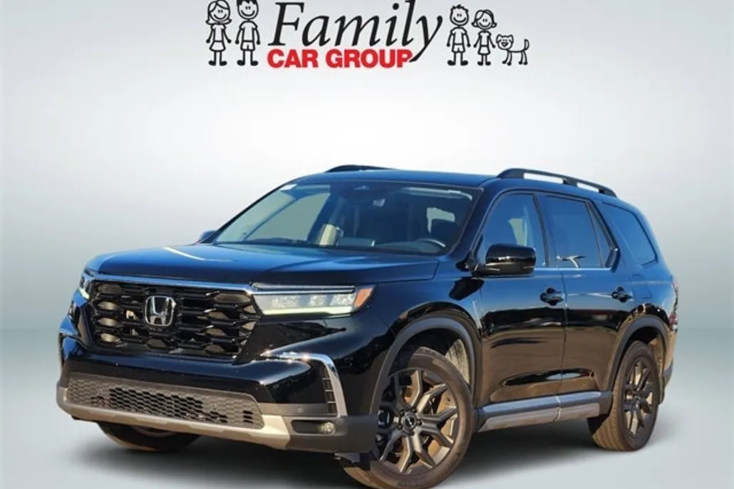 2024 Honda Pilot Touring photo 1