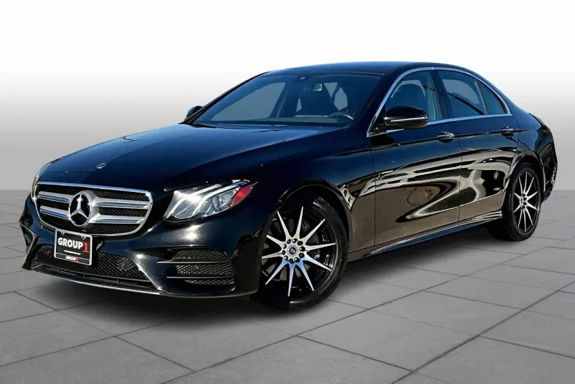 2020 Mercedes Benz E 350 photo 1