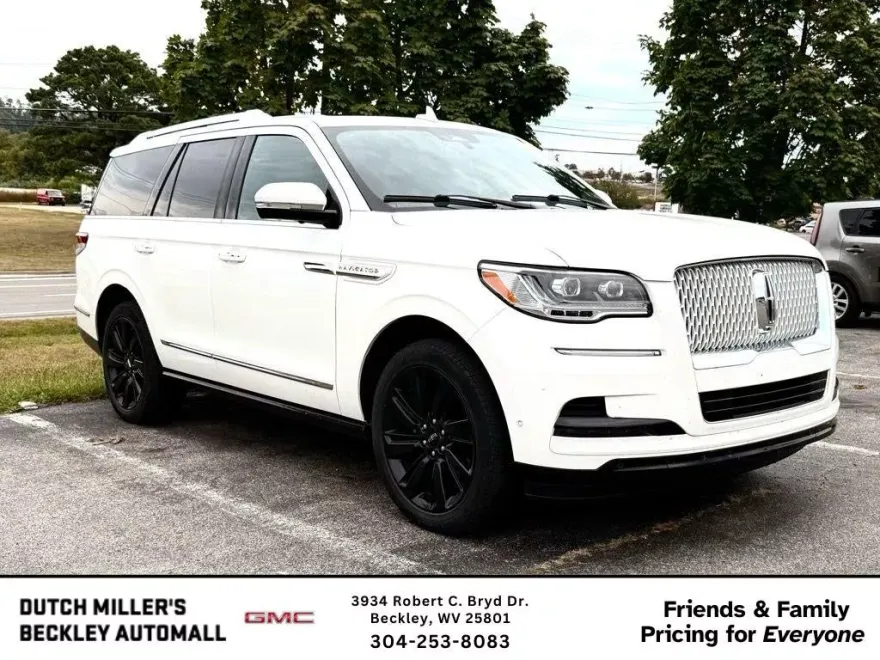 2023 Lincoln Navigator Reserve photo 1