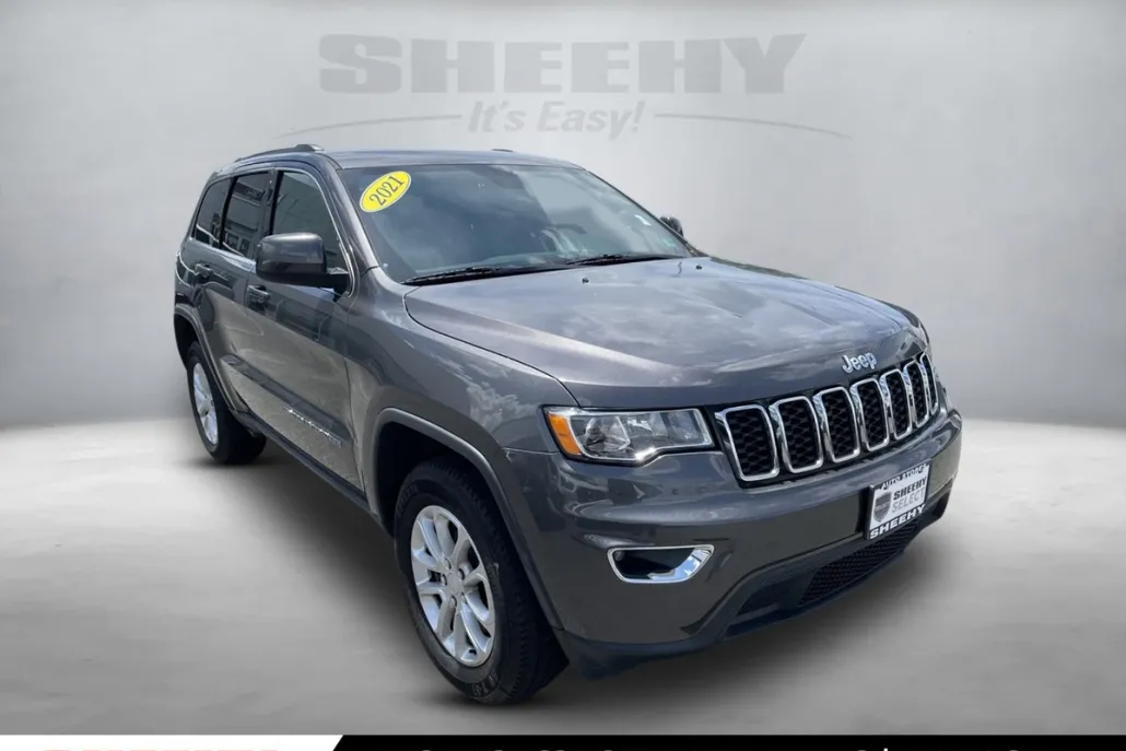2021 Jeep Grand Cherokee Laredo E photo 1