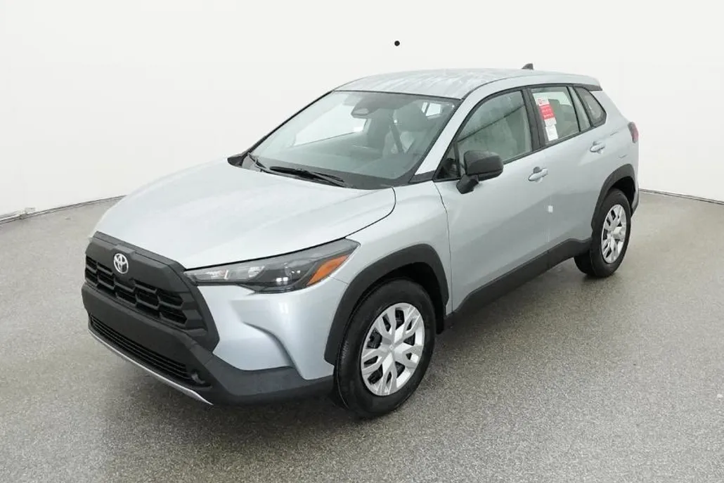 2026 Toyota Corolla Cross L photo 1