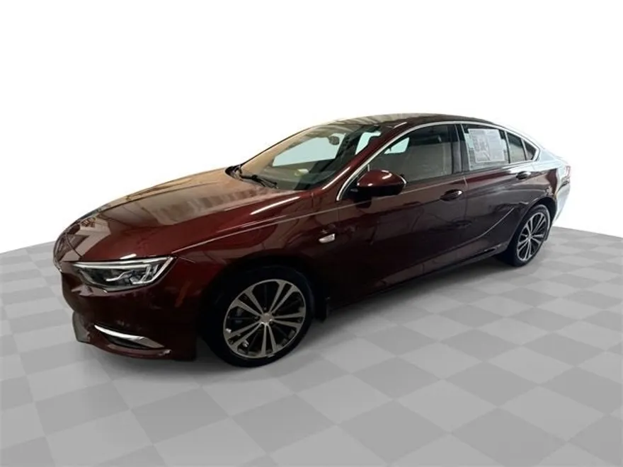 2019 Buick Regal Sportback Preferred photo 1