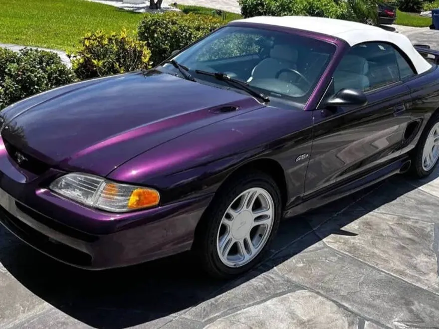 1996 Ford Mustang GT photo 1