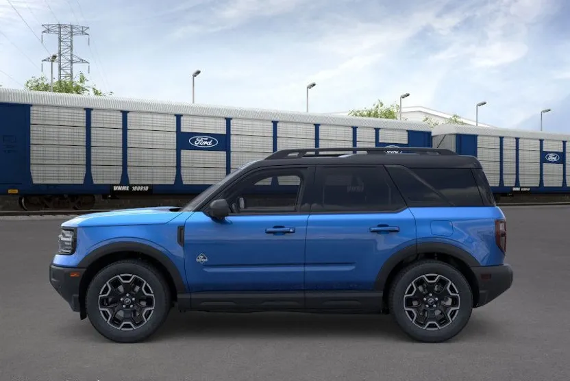 2025 Ford Bronco Sport Outer Banks photo 1