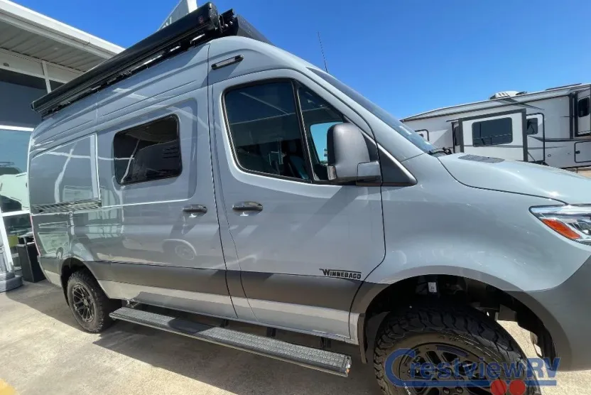 2024 Mercedes Benz Sprinter 2500 photo 1