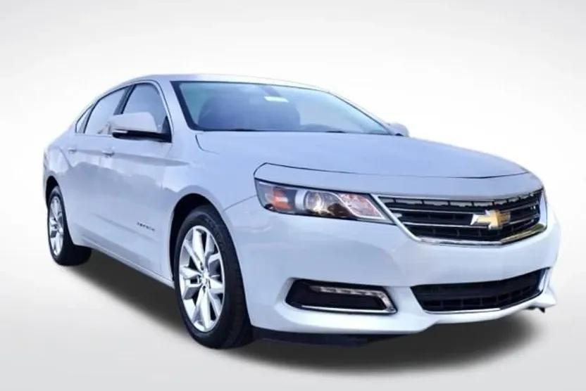 2019 Chevrolet Impala 1LT photo 1