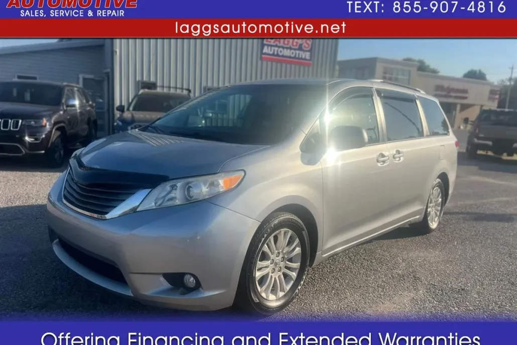 2012 Toyota Sienna Limited photo 1