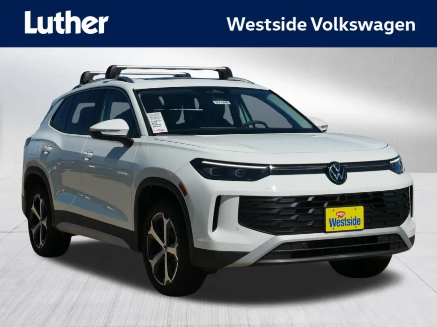 2025 Volkswagen Tiguan SE photo 1