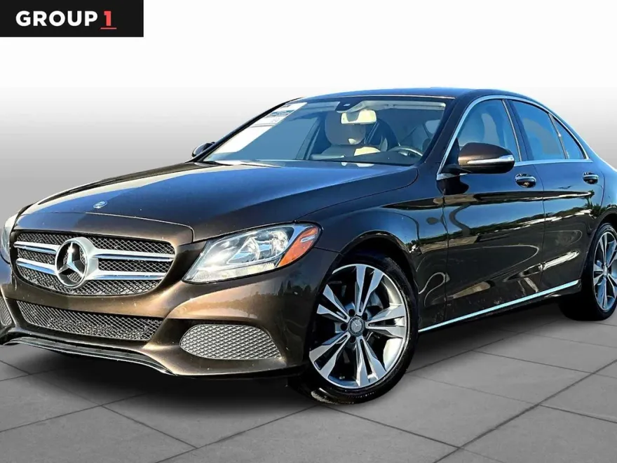 2015 Mercedes Benz C 300 Sedan photo 1