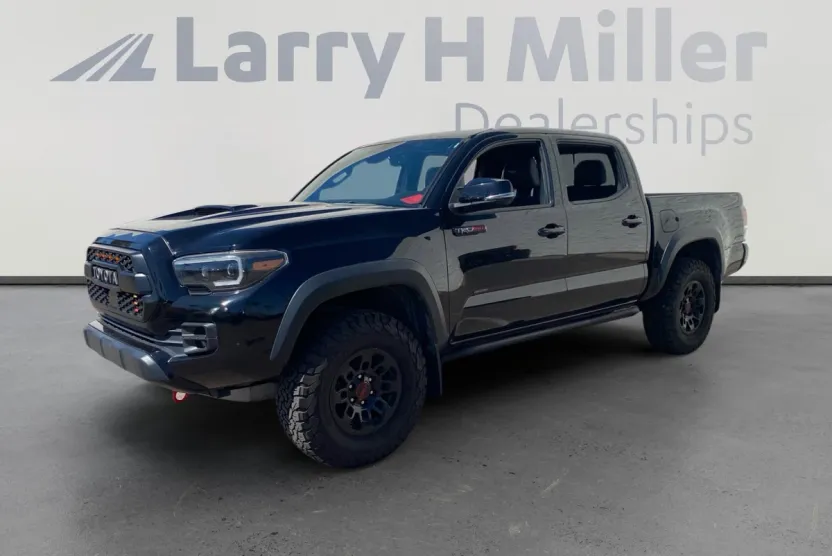 2019 Toyota Tacoma TRD Pro photo 1