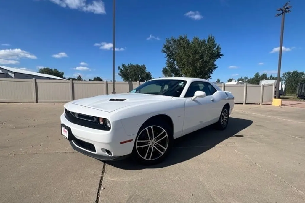 2018 Dodge Challenger GT photo 1