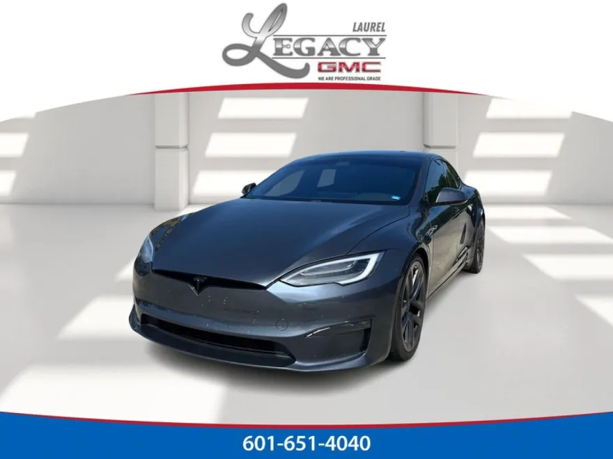 2021 Tesla Model S Plaid photo 1