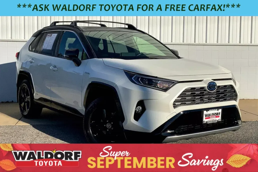 2019 Toyota RAV4 Hybrid XSE photo 1