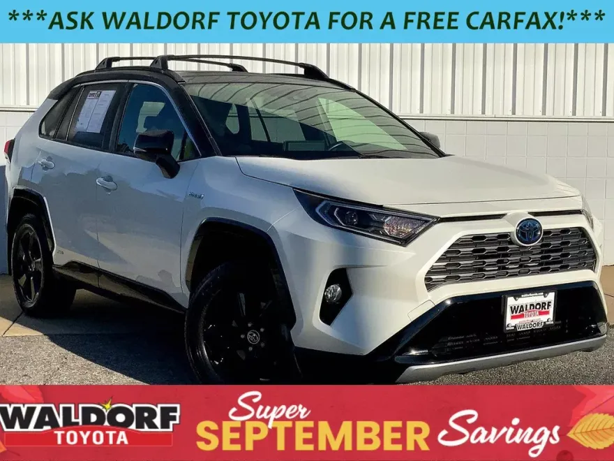 2019 Toyota RAV4 Hybrid XSE photo 1
