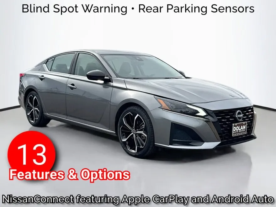 2023 Nissan Altima 2.5 SR photo 1