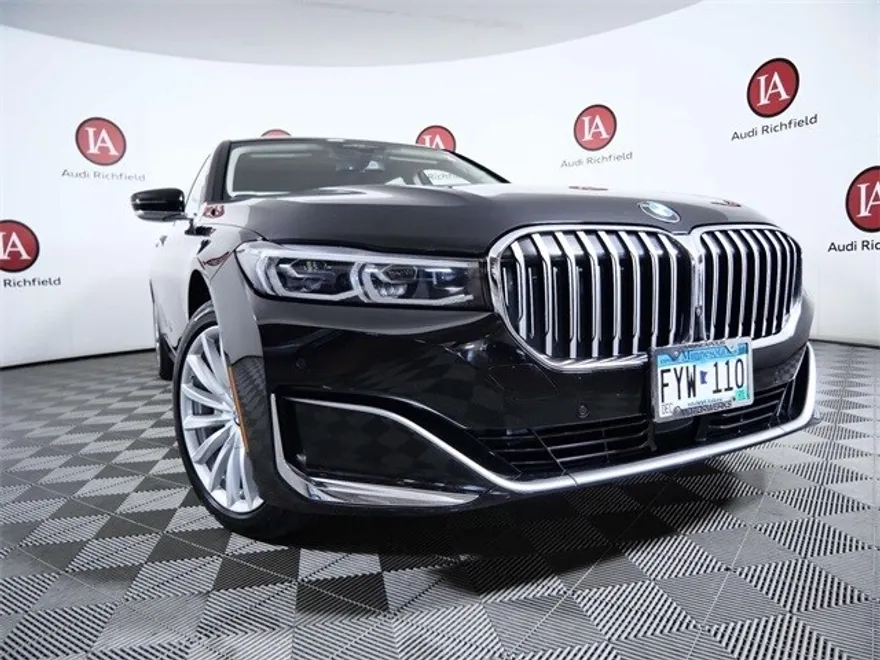 2021 Bmw 740i xDrive photo 1