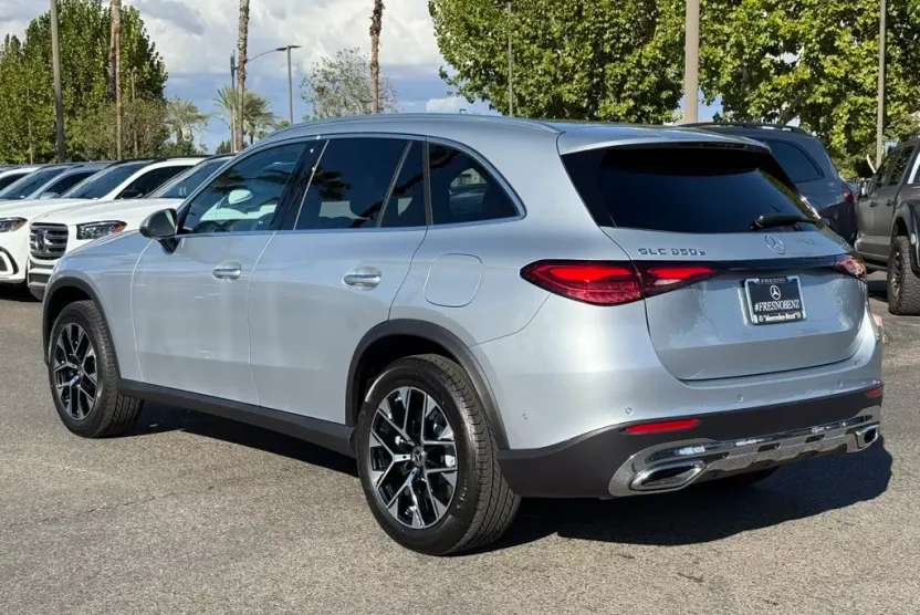 2026 Mercedes Benz CLE AMG 53 4MATIC photo 1