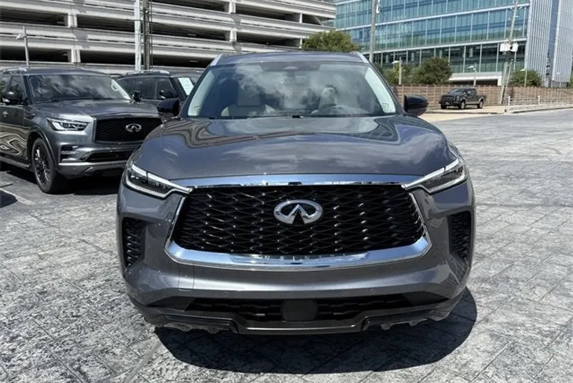 2025 Infiniti QX60 Luxe photo 1