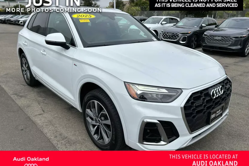2025 Audi Q5 S line Premium 45 TFSI photo 1