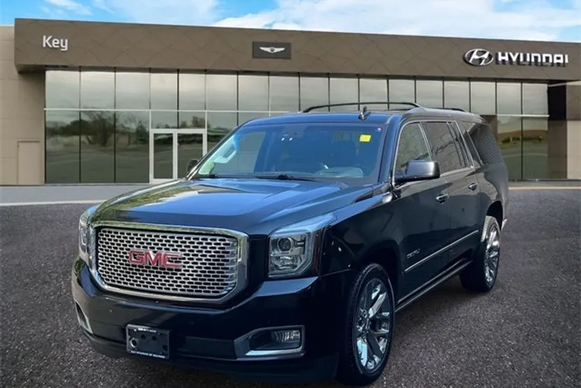2016 Gmc Yukon XL Denali photo 1