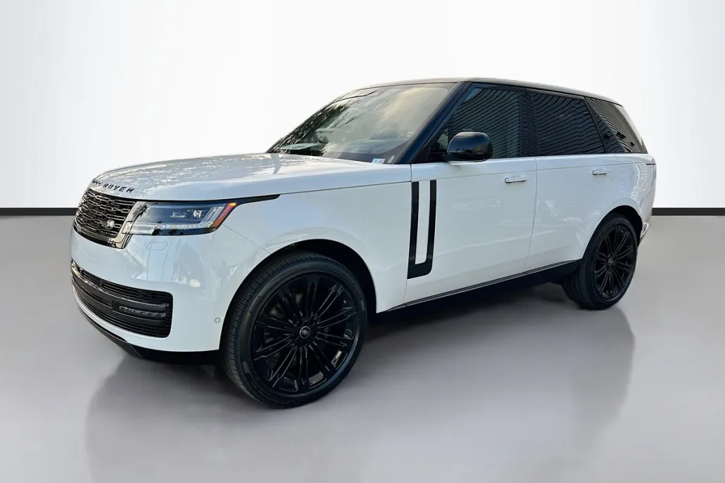 2025 Land Rover Range Rover SE photo 1