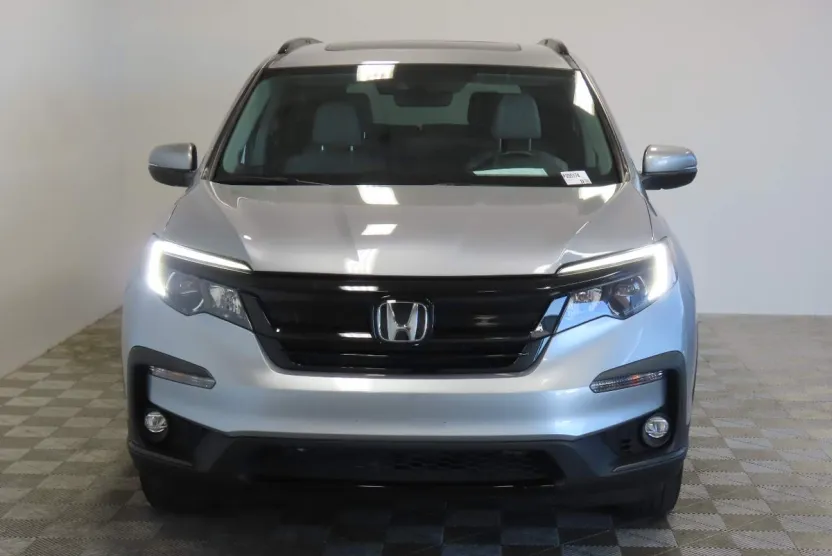 2022 Honda Pilot SE photo 1