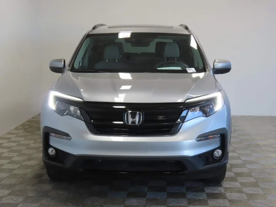 2022 Honda Pilot SE photo 1