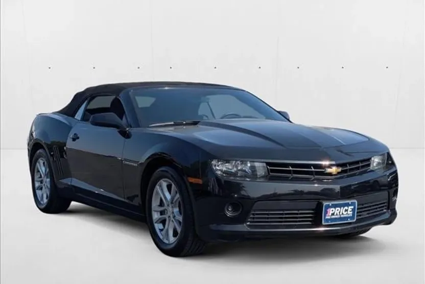 2015 Chevrolet Camaro 1LT photo 1