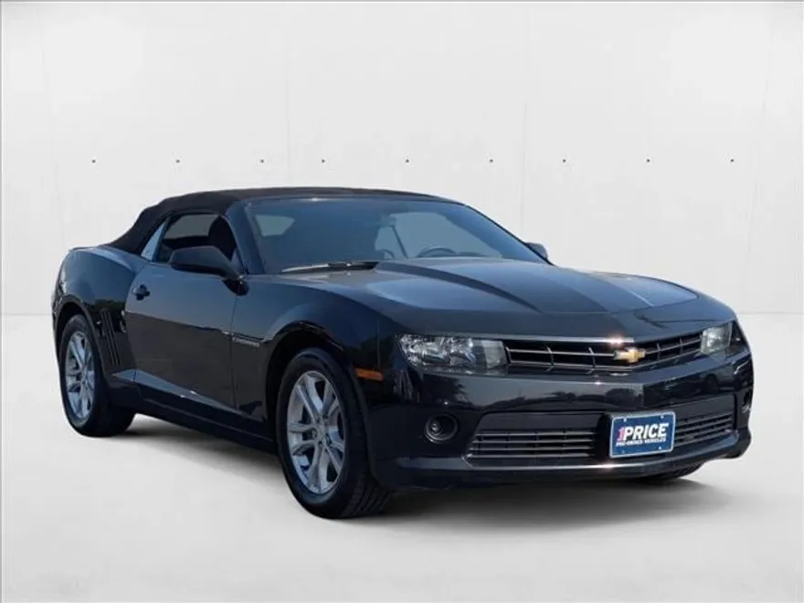 2015 Chevrolet Camaro 1LT photo 1
