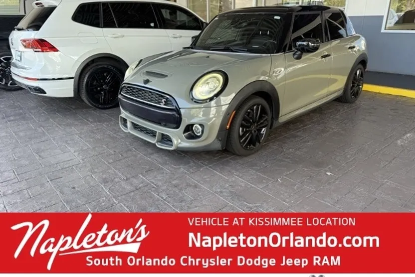 2020 Mini Cooper Hardtop S photo 1
