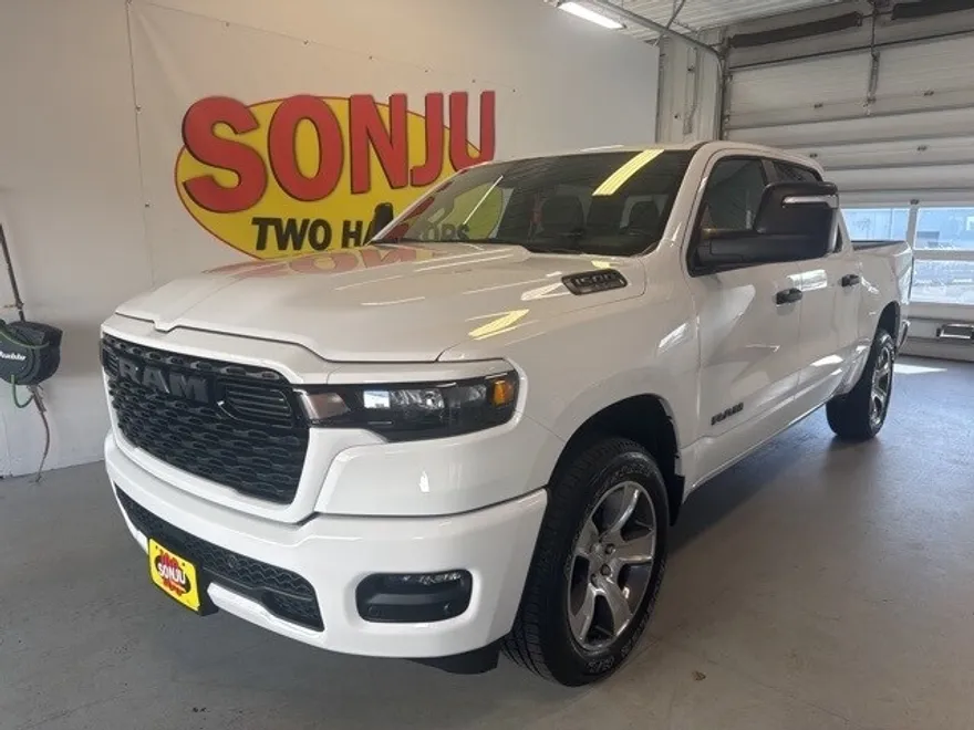 2025 Ram 1500 Tradesman photo 1