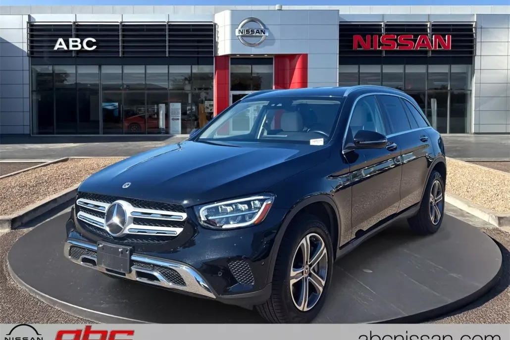 2022 Mercedes Benz GLC 300 4MATIC photo 1