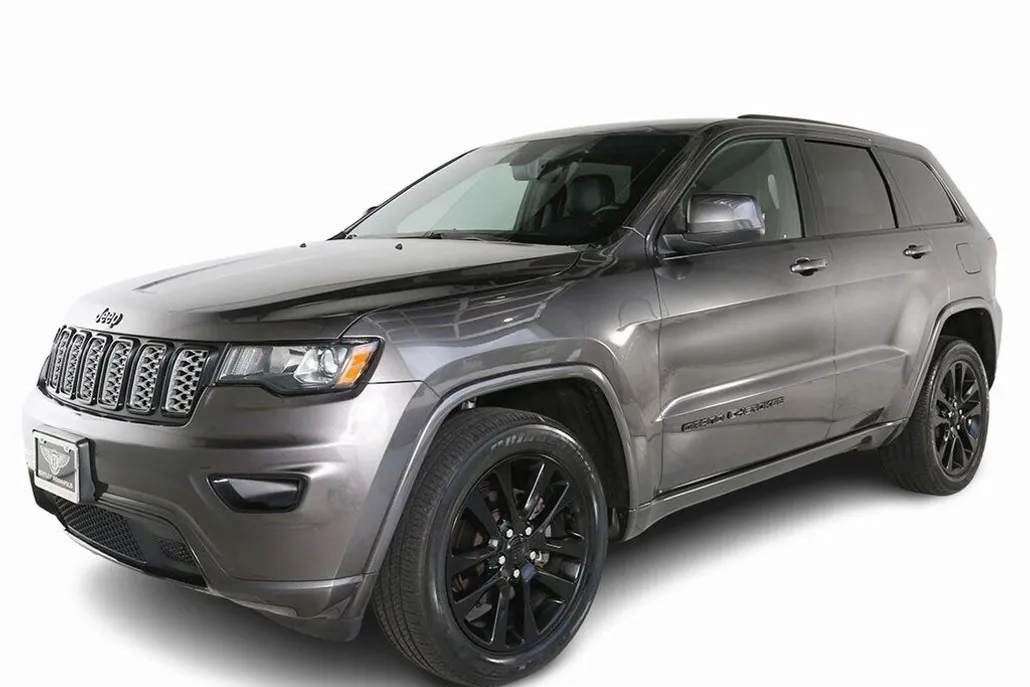 2019 Jeep Grand Cherokee Laredo photo 1