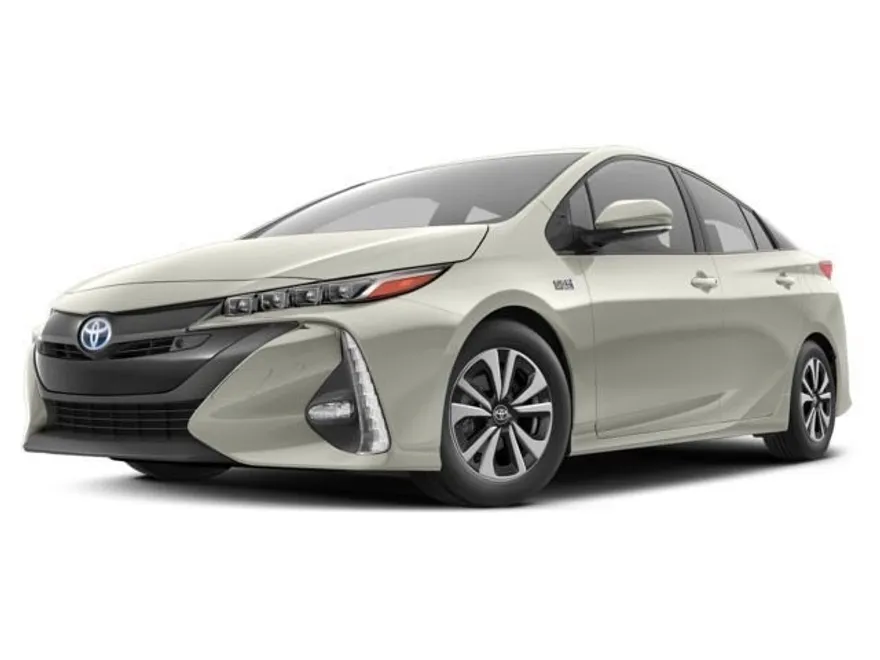 2017 Toyota Prius Prime Advanced photo 1