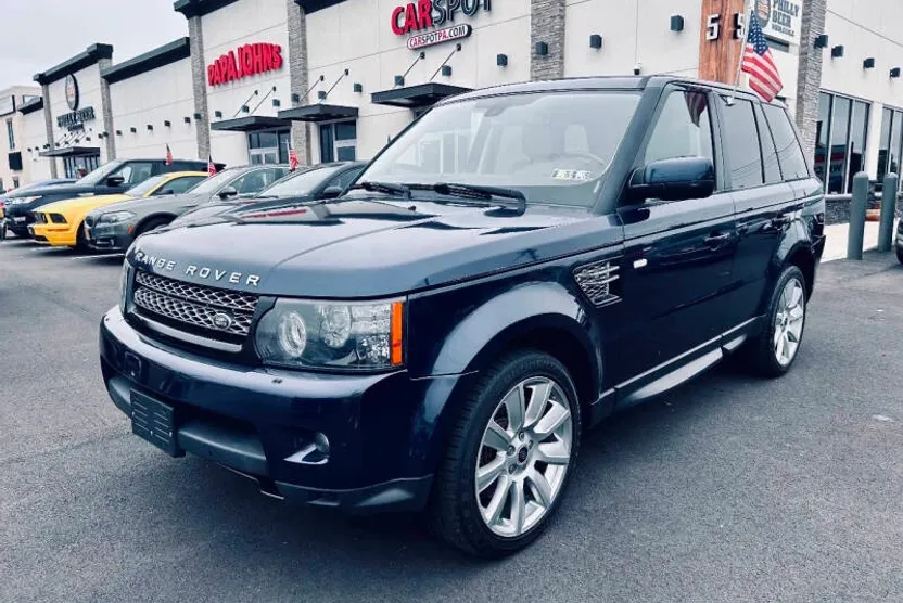 2013 Land Rover Range Rover Sport HSE LUX photo 1