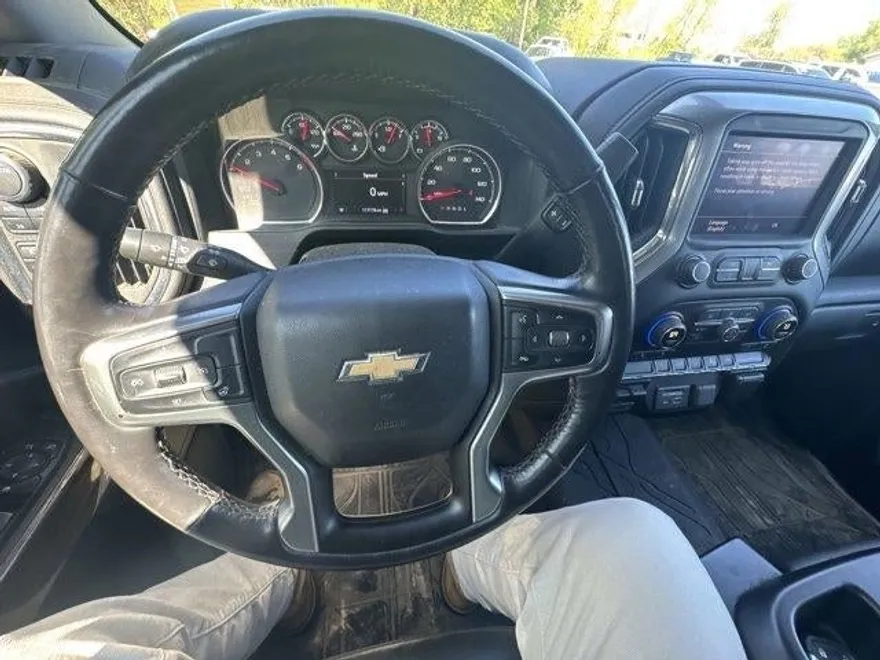 2020 Chevrolet Silverado 1500 LT photo 1