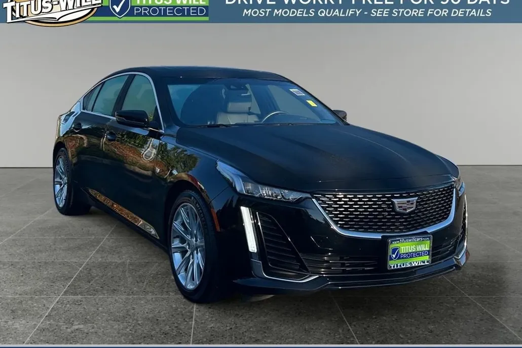2022 Cadillac CT5 Luxury photo 1