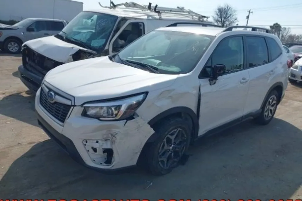 2020 Subaru Forester Premium photo 1