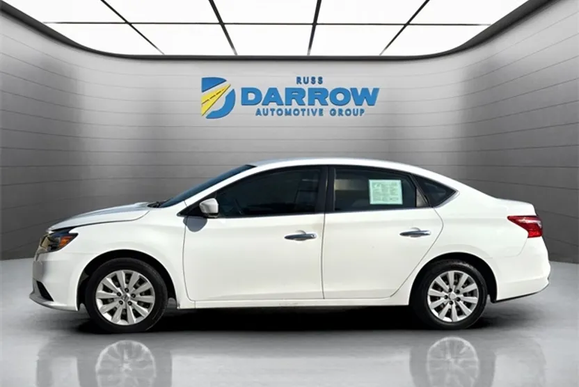 2018 Nissan Sentra S photo 1