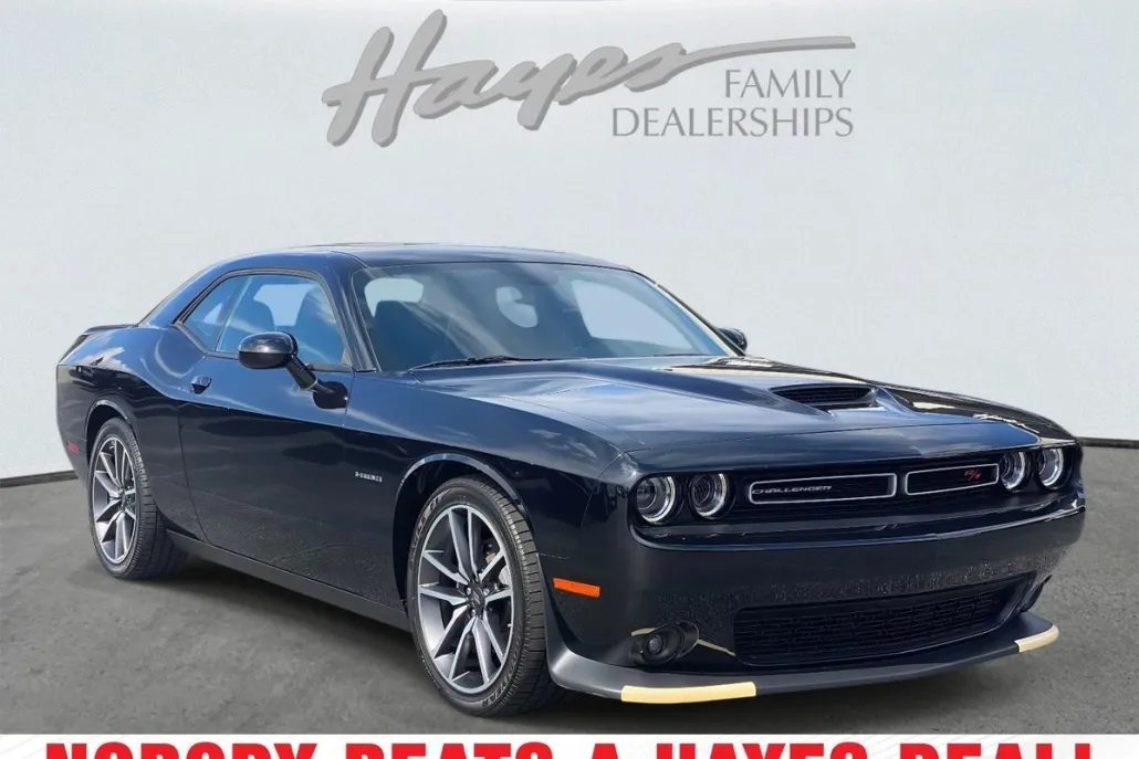 2022 Dodge Challenger R/T photo 1