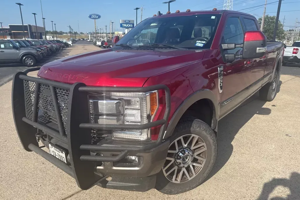 2019 Ford F-350 King Ranch photo 1
